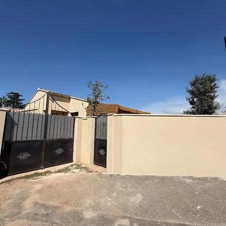 Neuve Avec Piscine Et Confort Moderne 3 Etoiles
