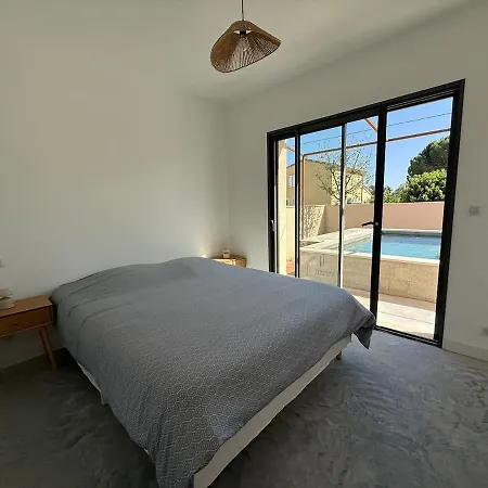 Neuve Avec Piscine Et Confort Moderne 3 Etoiles